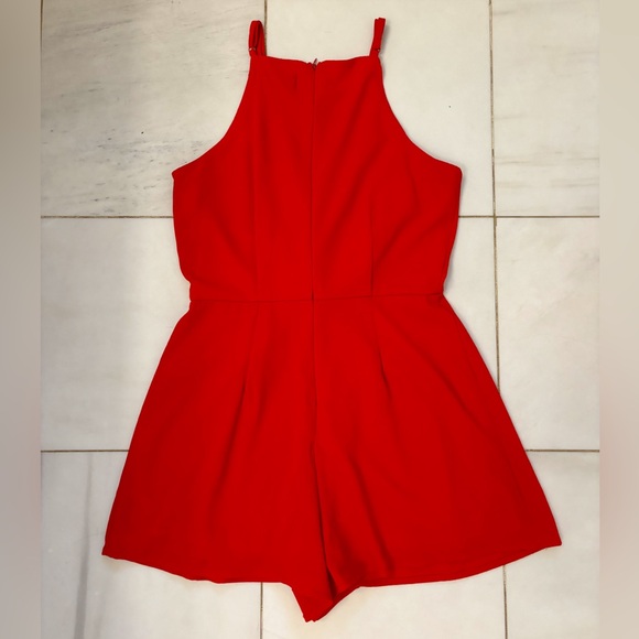 Wooden Nickel Boutique Red Romper - Picture 2 of 4
